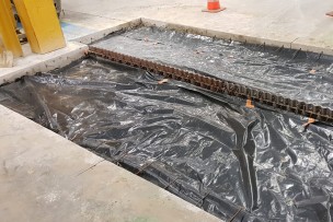 Aanhelen dilatatie met staalvezel beton