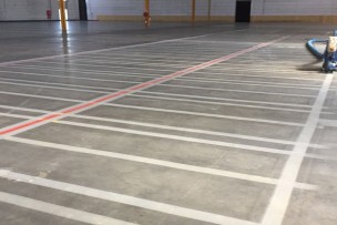 Belijning verwijderen betonvloer